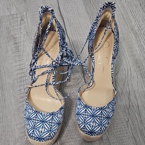 BNWB Jessica Simpson Blue and Cream Espadrilles with Elegant Lattice Design